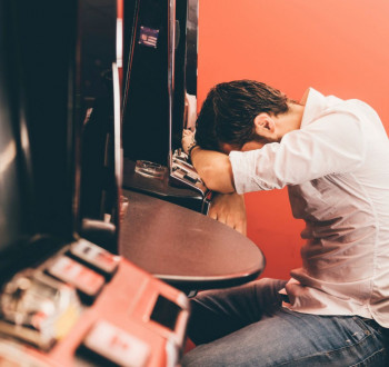 Игромания в Таганроге